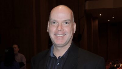 Клифф Салливан наслаждается утренним представлением Shen Yun в Keller Auditorium 22 января 2023 года. (Mary Zhang/The Epoch Times)