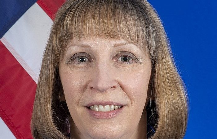 Фото. Посол  США в Москве поможет возобновить выдачу виз. (U.S. Ambassador to Armenia Lynne Tracy/en.wikipedia.org/Public Domain)