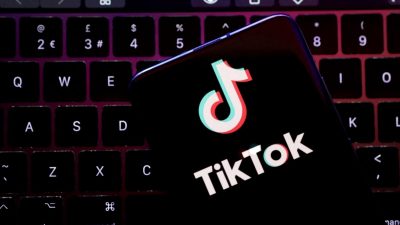 Логотип приложения TikTok на иллюстрации, сделанной 22 августа 2022 года. (Dado Ruvic/Reuters)
