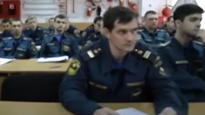 Спасение людей - их работа. Фото: Скриншот/ 
NewSoldat
/youtube.com