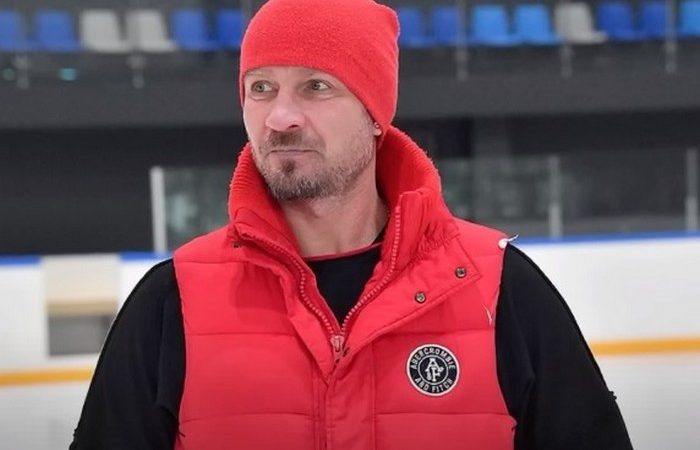 Главврач больницы в Коммунарке рассказал о состоянии Романа Костомарова Олимпийский чемпион 2006 года по фигурному катанию в танцах на льду Роман Костомаров. (Скриншот/Всё о Звёздах New News/youtube.com)