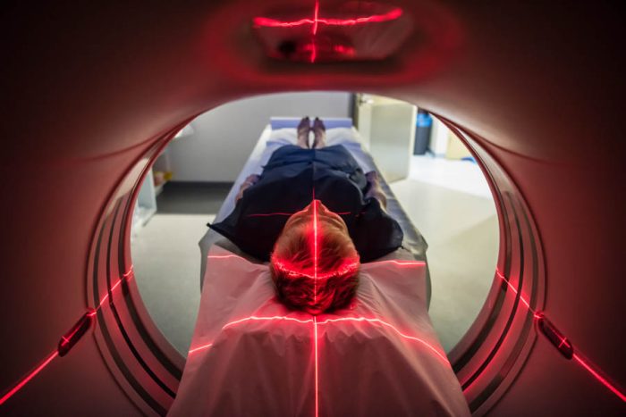 Сканирование fMRI позволяет системе искусственного интеллекта узнавать об активности мозга в ответ на различные идеи. (JohnnyGreig/iStock/ iStock Photos)