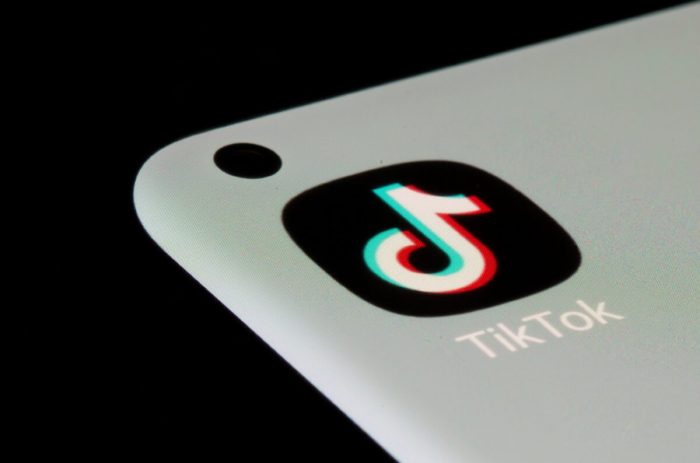 Приложение TikTok на смартфоне на этой иллюстрации от 13 июля 2021 года. (Dado Ruvic/Illustration/Reuters)