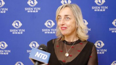 Анна Кристина Паниагуа Андрес посмотрела шоу Shen Yun 4 марта 2023 года в RiojaForum в Логроньо, Испания. (NTD)