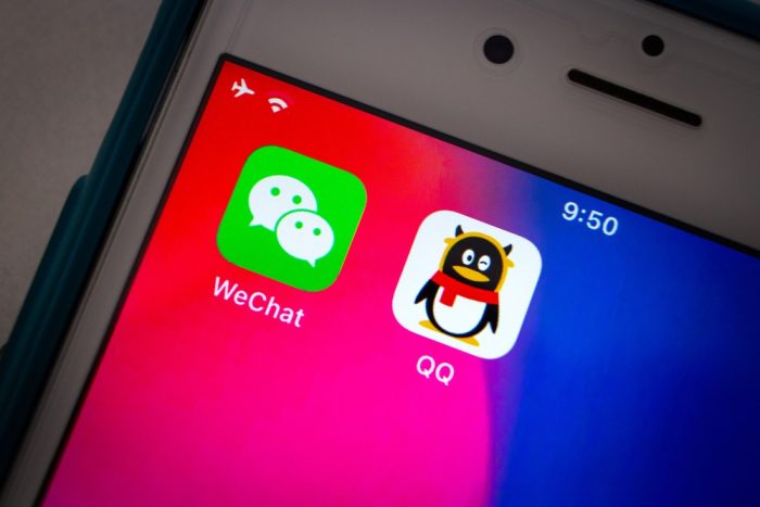 WeChat и приложение Tencent QQ. (Koshiro K/Shutterstock)