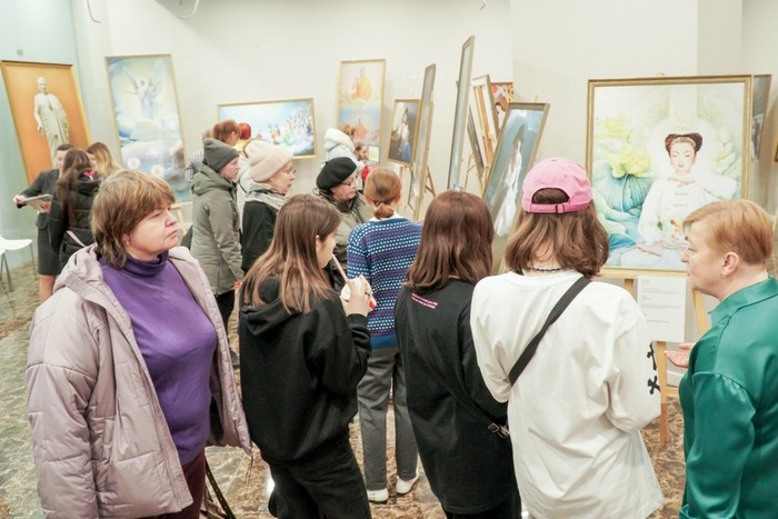 Посетители выставки. (Тhe Epoch Times)