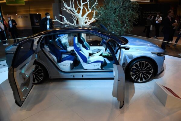 Турецкий электромобиль TOGG представлен на выставке Consumer Electronics Show в Лас-Вегасе, штат Невада, 6 января 2022 года. (Patrick T. Fallon/AFP via Getty Images)