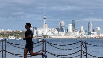 Набережная в Окленде, Новая Зеландия, 24 августа 2021 года. (Fiona Goodall/Getty Images)

