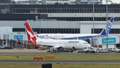 Самолёт компании Qantas в аэропорту Сиднея, Австралия, 18 января 2023 г. (Brendon Thorne/Getty Images)