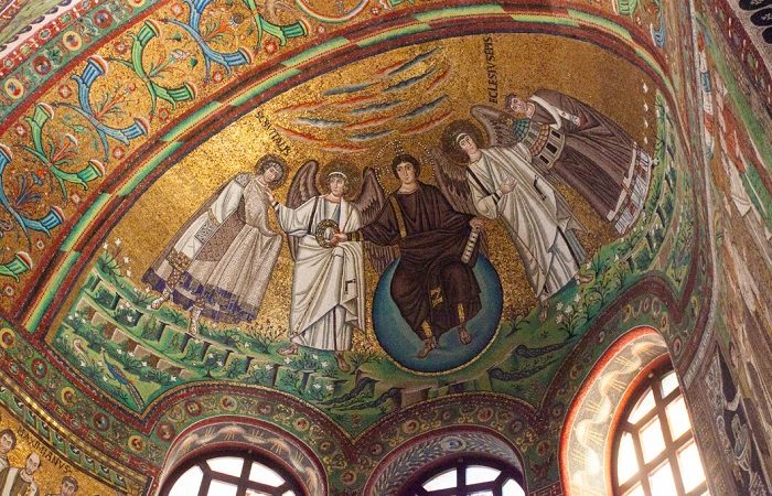 Мозаики в базилике Сан-Витале в Равенне, Италия. (Channaly Philipp/Epoch Times)
