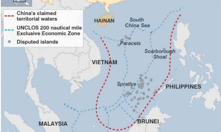 Карта, показывающая оспариваемые Китаем воды в Южно-Китайском море. (UNCLOS and the CIA)