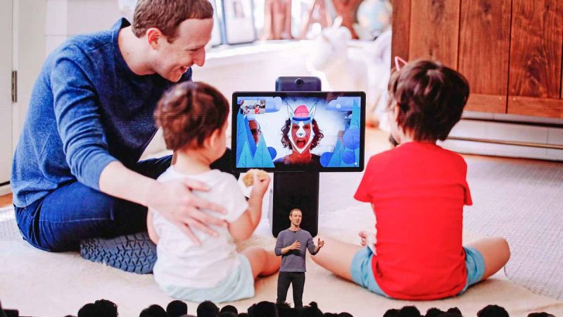Марк Цукерберг, генеральный директор Facebook*, выступает на конференции, посвящённой инновациям компании. (Amy Osborne/AFP via Getty Images)