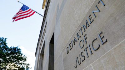 Штаб-квартира Министерства юстиции США в Вашингтоне, 29 августа 2020 года. (Andrew Kelly/Reuters)
