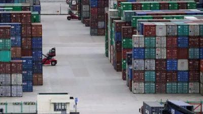 Контейнеры в глубоководном порту Яншань в Шанхае, Китай, 19 октября 2020 г. (Aly Song/Reuters)
