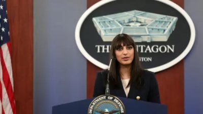 Заместитель пресс-секретаря Пентагона Сабрина Сингх проводит брифинг для прессы в Пентагоне в Арлингтоне, штат Вирджиния, 26 января 2023 года. (Kevin Dietsch/Getty Images)