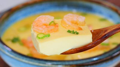 Омлет на пару с креветами. (Представлено Food Paradise)