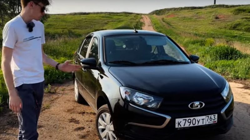 На Wildberries стартовала продажа автомобилей Lada LADA GRANTA 2023 (Скриншот/Dream Auto/youtube.com)