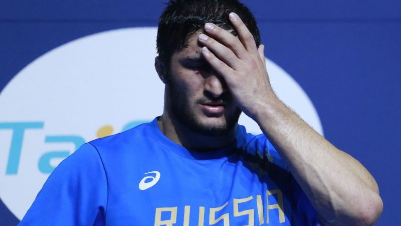 Олимпийский чемпион Абдулрашид Садулаев снялся с ЧМ по вольной борьбе Фото: BENJAMIN CREMEL/AFP via Getty Images