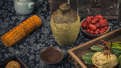 Наследие древних китайских целителей предлагает ценные идеи. (Xue Lei Ma via Dreamstime)