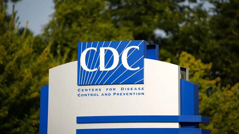 Журнал CDC и пять других отказались публиковать статью о вакцинах против COVID и заболевании сердца Штаб-квартира Центра по контролю и профилактике заболеваний (CDC) в Атланте, штат Джорджия, 25 августа 2023 г. (Madalina Vasiliu/The Epoch Times)