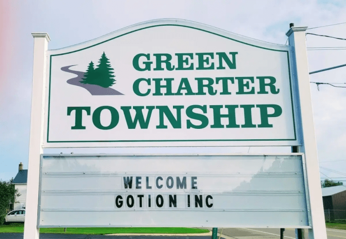 В сельской местности Мичигана в Green Charter Township должен был разместиться связанный с Китаем завод по производству аккумуляторов. (Courtesy of Jim Chapman)