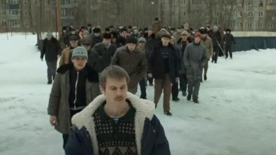 Скриншот из сериала «Слово пацана. Кровь на асфальте»/Wink Russia/youtube.com