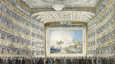 Интерьер оперного театра Ла Фениче в Венеции в 1837 году. Венеция была, наряду с Флоренцией и Римом, одной из колыбелей итальянской оперы. (Public Domain)