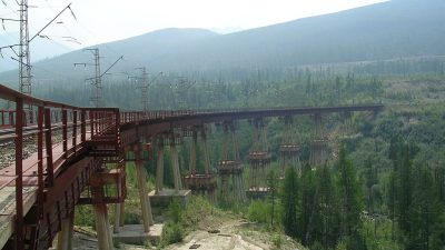 Фото: Байкало-Амурская магистраль. (Lupus-sapiens/commons.wikimedia.org/CC BY-SA 3.0) 
