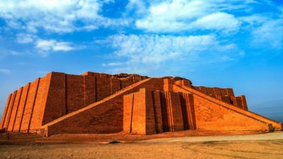 Восстановленный зиккурат в Ираке, историческое место некогда могущественной шумерской цивилизации. (Shutterstock)