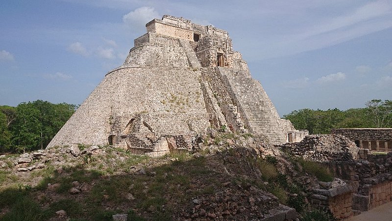Ушмаль: Пирамида Волшебника. (Фото: tripadvisor.ru)