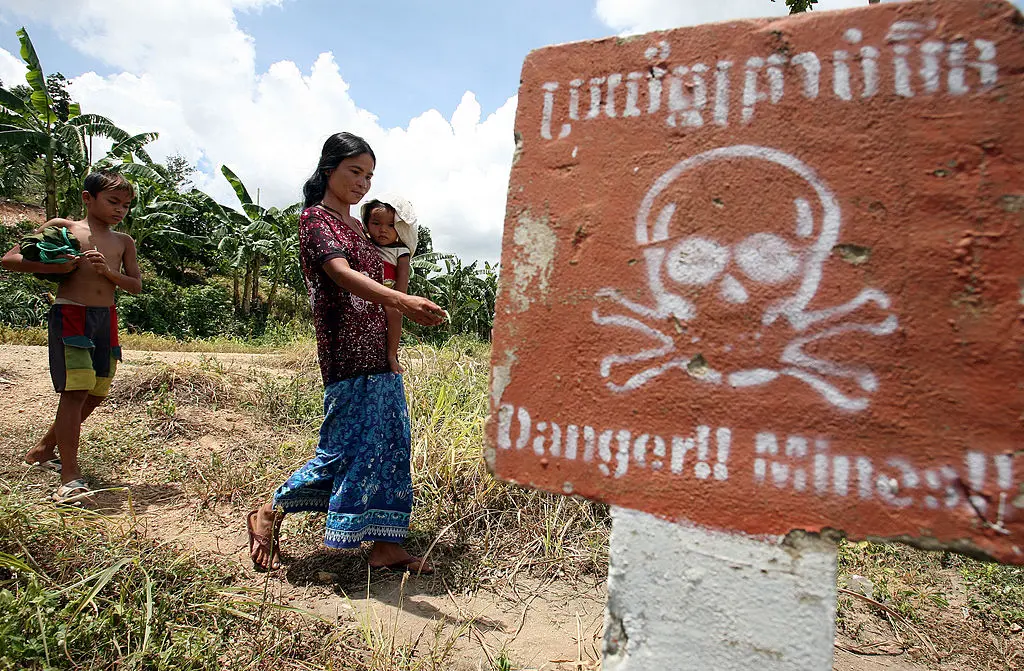 (TANG CHHIN SOTHY/AFP via Getty Images)