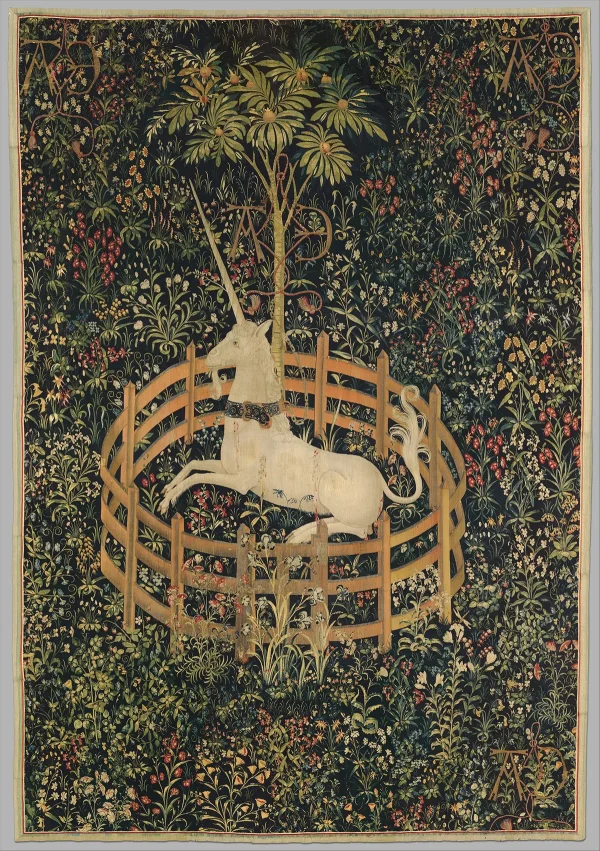 «Единорог отдыхает в саду» (1495-1505). Основа из шерсти и шёлковые, серебряные и позолоченные нити, 368 см на 251,5 см. Образец гобелена-мильфлёр позднего Средневековья. Метрополитен-музей. (Public Domain)