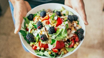 Какие продукты питают вены, а каких следует избегать