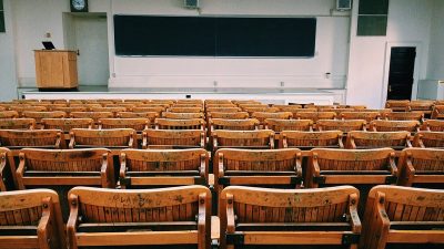 Университет. Аудитория.  (pxhere.com/ССО)