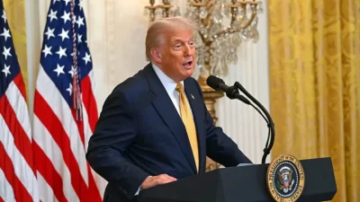 Дональд Трамп выступает с речью во время приёма в Белом доме для членов Конгресса от Республиканской партии 22 июля 2025 года. (Andrew Caballero-Reynolds/AFP via Getty Images)