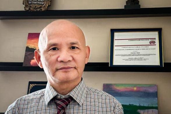 Цзян Пинчао — китайский писатель, поэт и редактор сборника «Стихи о 4 июня», антологии 2007 года, в которой собраны голоса выживших в бойне на площади Тяньаньмэнь в 1989 году. (Courtesy of Jiang Pinchao)