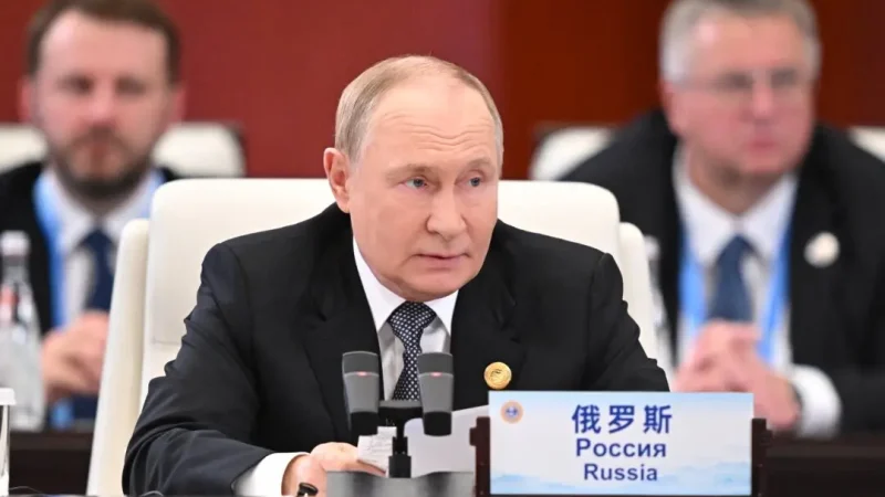 Президент России Владимир Путин на саммите Шанхайской организации сотрудничества (ШОС) в Тяньцзине, 1 сентября 2025 года. (Sergey Bobylev / POOL / AFP)