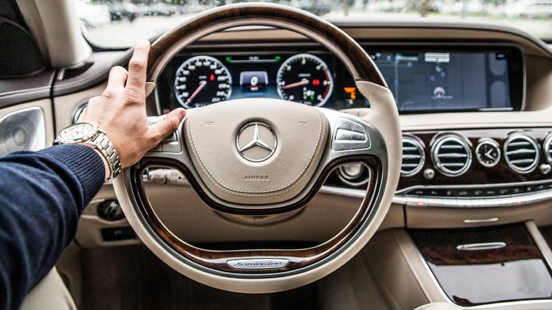 Mercedes подал заявку на регистрацию товарного знака в России Мерседес. Спортивный внедорожник.
(pxhere.com/ССО)