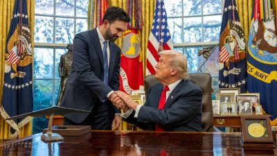 Встреча мэра Нью-Йорка Зорана Мамдани с президентом США Дональдом Трампом в Овальном кабинете Белого дома, 21 ноября 2025 года. (Jim WATSON / AFP via Getty Images)