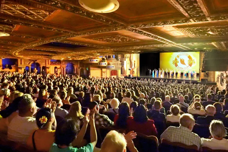 13-й концерт Shen Yun Global Performing Arts в театре «Капитолий» в Сиднее, Австралия, 9 марта 2025 года. (Лу Мин/The Epoch Times)