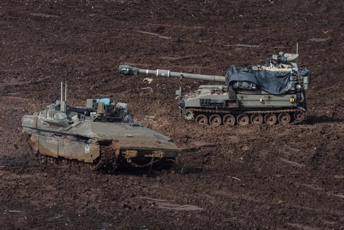 Военная техника на израильской стороне границы с Ливаном на фоне американо-израильского конфликта с Ираном, север Израиля, 20 марта 2026 года.