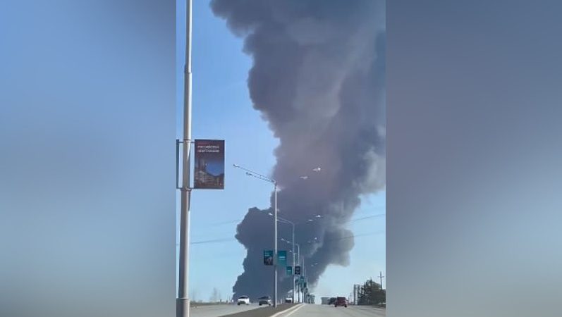 Взрыв и пожар на заводе в Нижнекамске