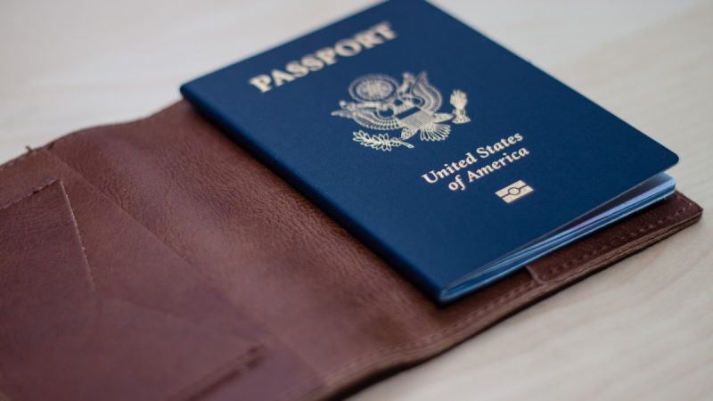 Паспорт США детям дипломатов РФ