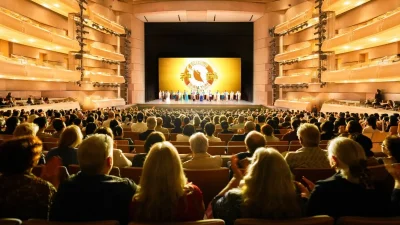 Shen Yun очаровал публику Торонто аншлаговым выступлением