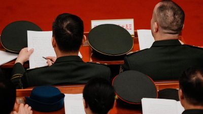 Си Цзиньпин назначил нового борца с коррупцией в вооружённых силах