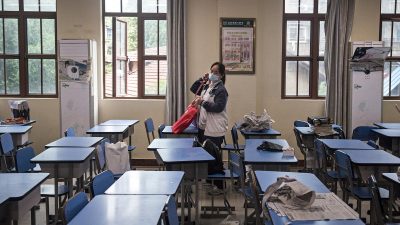 Китайские школьники протестуют — их летние каникулы ужали до 5 дней
