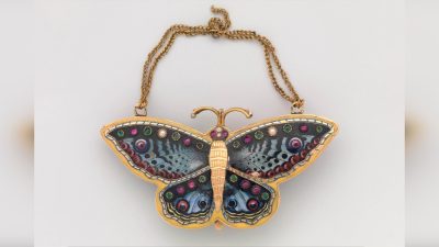 Часы в форме бабочки, около 1840–1850 гг., Швейцария