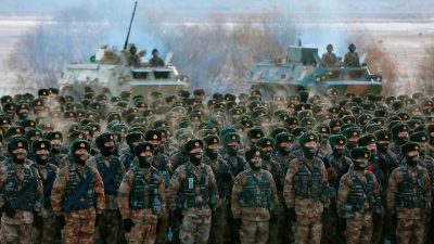 Анализ: Китай готовится к мобилизации и экспроприации частной собственности